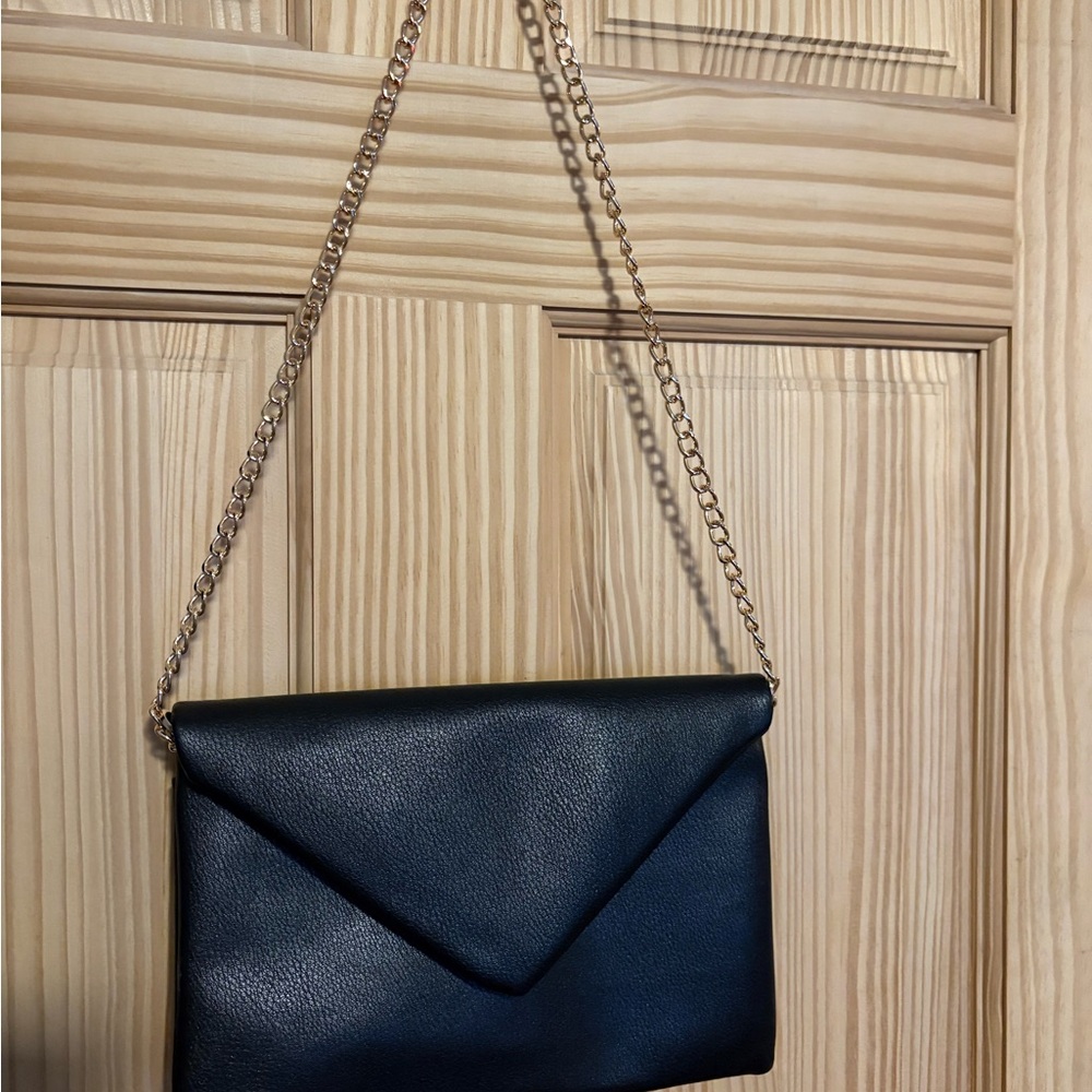 Chic Black Purse with Gold Chain